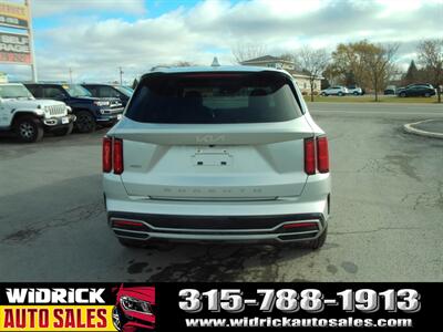 2022 Kia Sorento SX   - Photo 18 - Watertown, NY 13601