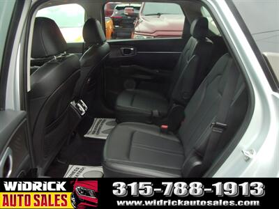 2022 Kia Sorento SX   - Photo 5 - Watertown, NY 13601