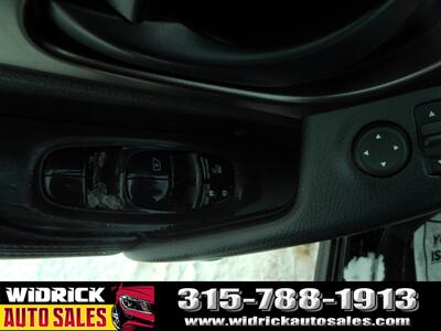 2022 Nissan Rogue Sport S   - Photo 7 - Watertown, NY 13601