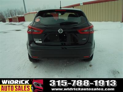 2022 Nissan Rogue Sport S   - Photo 12 - Watertown, NY 13601