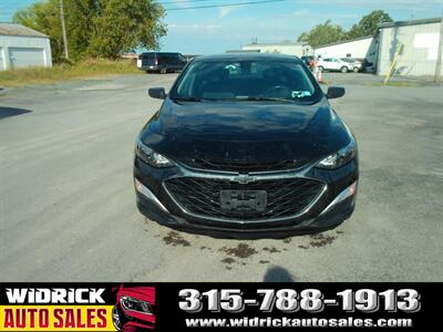 2019 Chevrolet Malibu RS   - Photo 2 - Watertown, NY 13601