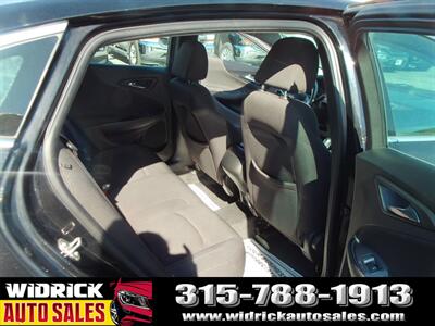 2019 Chevrolet Malibu RS   - Photo 5 - Watertown, NY 13601