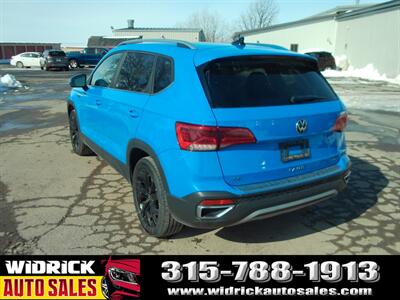 2023 Volkswagen Taos 1.5T SE   - Photo 15 - Watertown, NY 13601