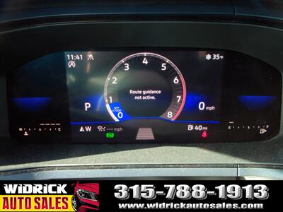 2023 Volkswagen Taos 1.5T SE   - Photo 17 - Watertown, NY 13601