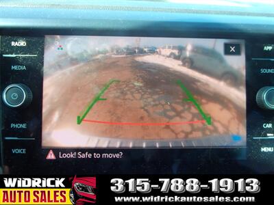 2023 Volkswagen Taos 1.5T SE   - Photo 10 - Watertown, NY 13601