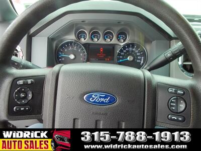 2015 Ford F-250 XLT   - Photo 6 - Watertown, NY 13601