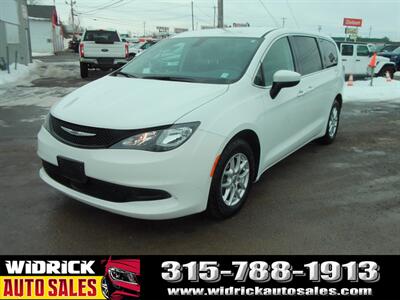2021 Chrysler Voyager LX   - Photo 3 - Watertown, NY 13601