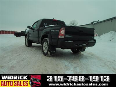 2015 Toyota Tacoma Base V6   - Photo 12 - Watertown, NY 13601