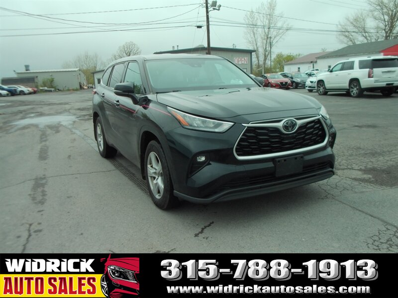 2020 Toyota Highlander LE