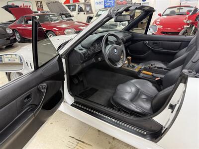 2002 BMW Z3 2.5i Roadster  5-Speed Manual - Photo 14 - Flushing, MI 48433