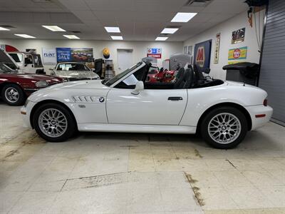 2002 BMW Z3 2.5i Roadster  5-Speed Manual - Photo 6 - Flushing, MI 48433