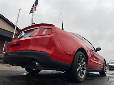 2012 Ford Mustang V6 Premium MCA 6-Speed - Photo 24 - Flushing, MI 48433