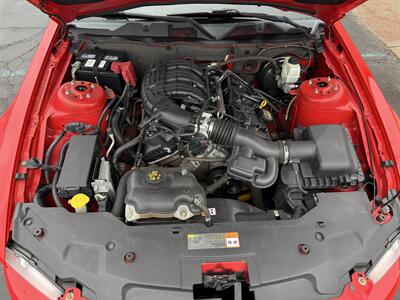 2012 Ford Mustang V6 Premium MCA 6-Speed - Photo 29 - Flushing, MI 48433