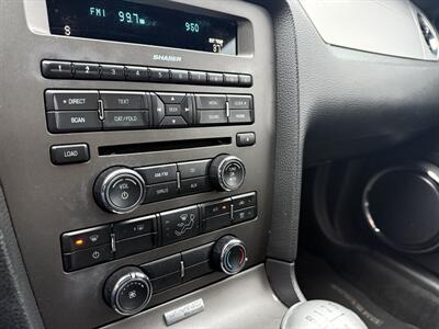 2012 Ford Mustang V6 Premium MCA 6-Speed - Photo 18 - Flushing, MI 48433