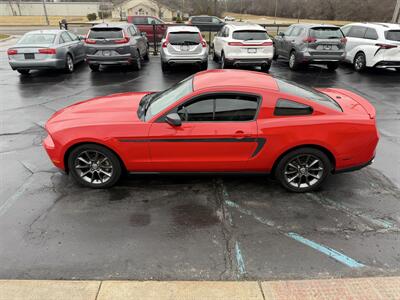 2012 Ford Mustang V6 Premium MCA 6-Speed - Photo 7 - Flushing, MI 48433