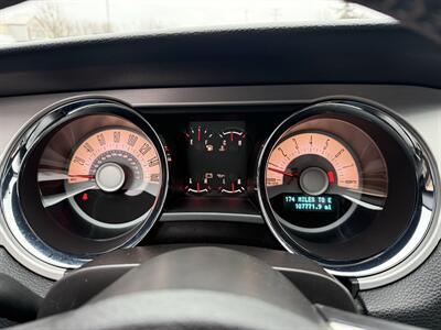 2012 Ford Mustang V6 Premium MCA 6-Speed - Photo 15 - Flushing, MI 48433