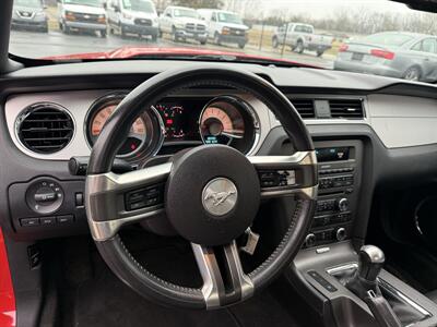 2012 Ford Mustang V6 Premium MCA 6-Speed - Photo 17 - Flushing, MI 48433