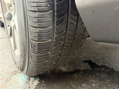 2012 Ford Mustang V6 Premium MCA 6-Speed - Photo 27 - Flushing, MI 48433