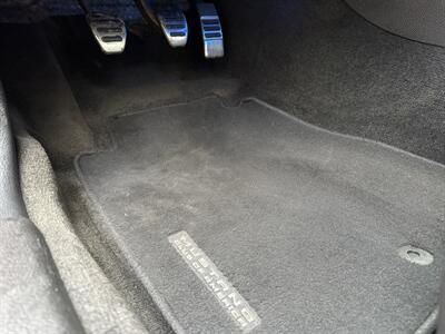 2012 Ford Mustang V6 Premium MCA 6-Speed - Photo 14 - Flushing, MI 48433