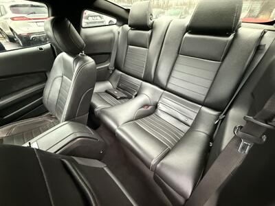 2012 Ford Mustang V6 Premium MCA 6-Speed - Photo 21 - Flushing, MI 48433