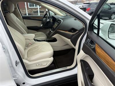 2015 Lincoln MKC Reserve AWD   - Photo 19 - Flushing, MI 48433