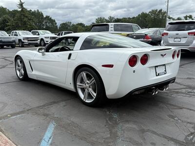 2009 Chevrolet Corvette 1LT 6-Speed - Photo 8 - Flushing, MI 48433