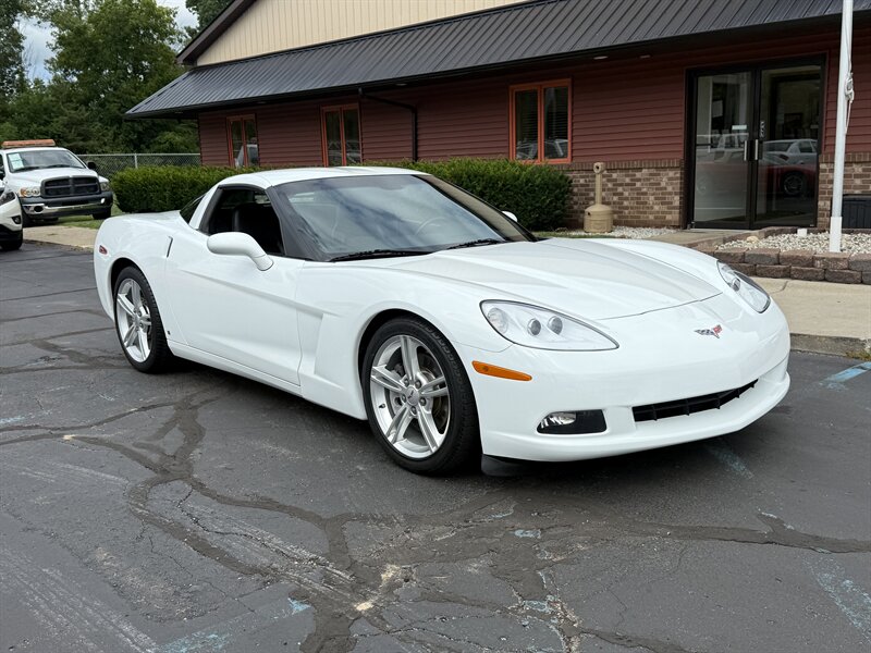 2009 Chevrolet Corvette 1LT  6-Speed