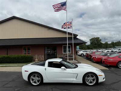 2009 Chevrolet Corvette 1LT 6-Speed - Photo 4 - Flushing, MI 48433