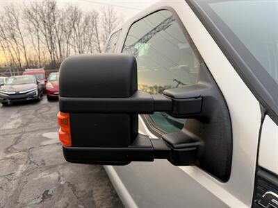 2016 Ford F-250 Super Duty XL  4X4 - Photo 28 - Flushing, MI 48433