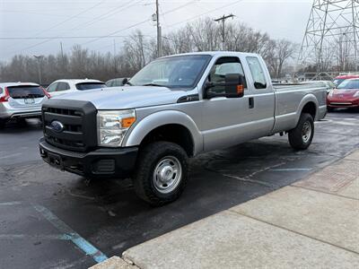 2016 Ford F-250 Super Duty XL  4X4 - Photo 3 - Flushing, MI 48433