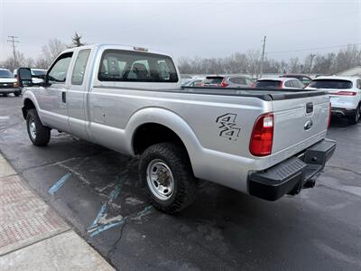 2016 Ford F-250 Super Duty XL  4X4 - Photo 7 - Flushing, MI 48433
