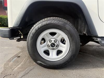 1999 Jeep Wrangler Sport  4X4 - Photo 38 - Flushing, MI 48433