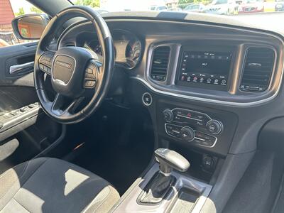 2021 Dodge Charger SXT  Blacktop - Photo 21 - Flushing, MI 48433