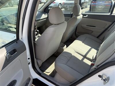 2005 Chevrolet Cobalt LS   - Photo 17 - Flushing, MI 48433