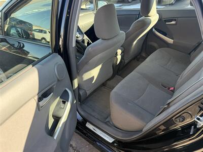 2011 Toyota Prius Three Hybrid - Photo 20 - Flushing, MI 48433