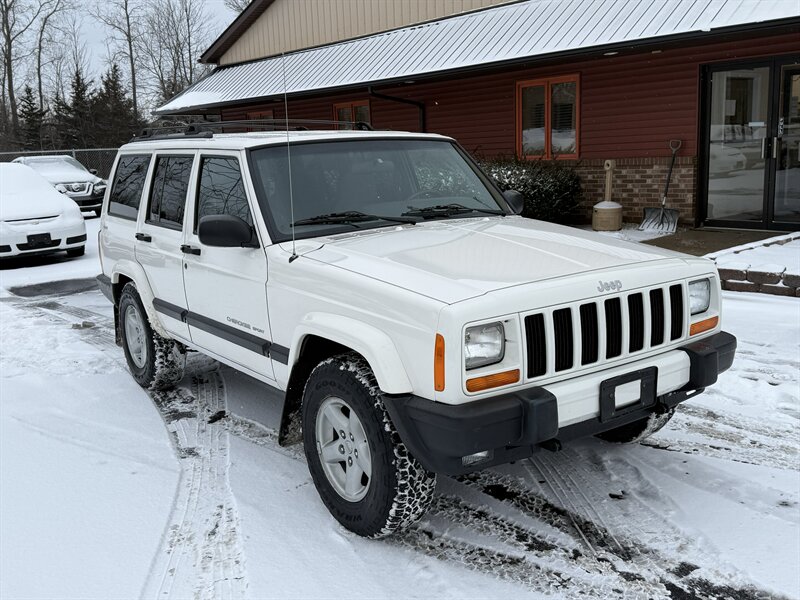 2001 Jeep Cherokee Sport  4X4