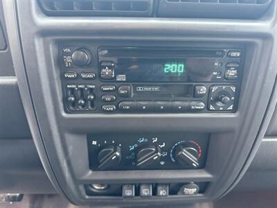 2001 Jeep Cherokee Sport 4X4 - Photo 13 - Flushing, MI 48433