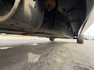 2009 Ford Explorer XLT  4WD V8 - Photo 32 - Flushing, MI 48433