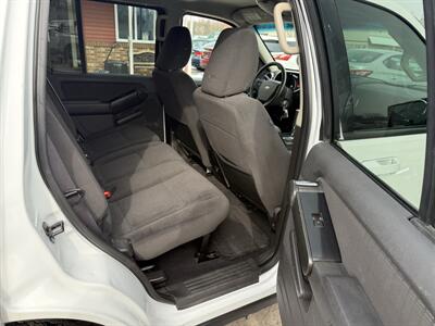2009 Ford Explorer XLT  4WD V8 - Photo 21 - Flushing, MI 48433