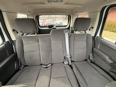 2009 Ford Explorer XLT  4WD V8 - Photo 14 - Flushing, MI 48433