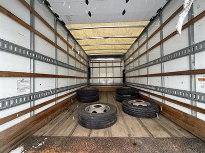 2016 Ford F-450 Super Duty 6.8L V10  16' x 8' x 8' Box Truck - Photo 10 - Flushing, MI 48433