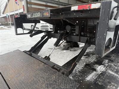 2016 Ford F-450 Super Duty 6.8L V10  16' x 8' x 8' Box Truck - Photo 14 - Flushing, MI 48433