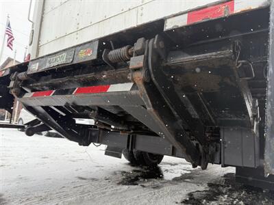 2016 Ford F-450 Super Duty 6.8L V10  16' x 8' x 8' Box Truck - Photo 31 - Flushing, MI 48433