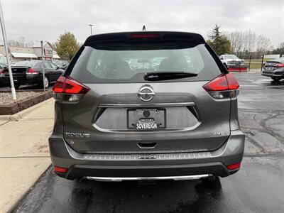 2018 Nissan Rogue S  AWD - Photo 6 - Flushing, MI 48433