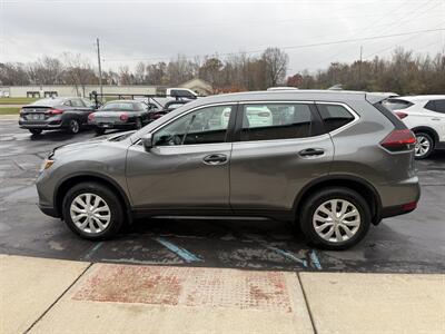 2018 Nissan Rogue S  AWD - Photo 8 - Flushing, MI 48433