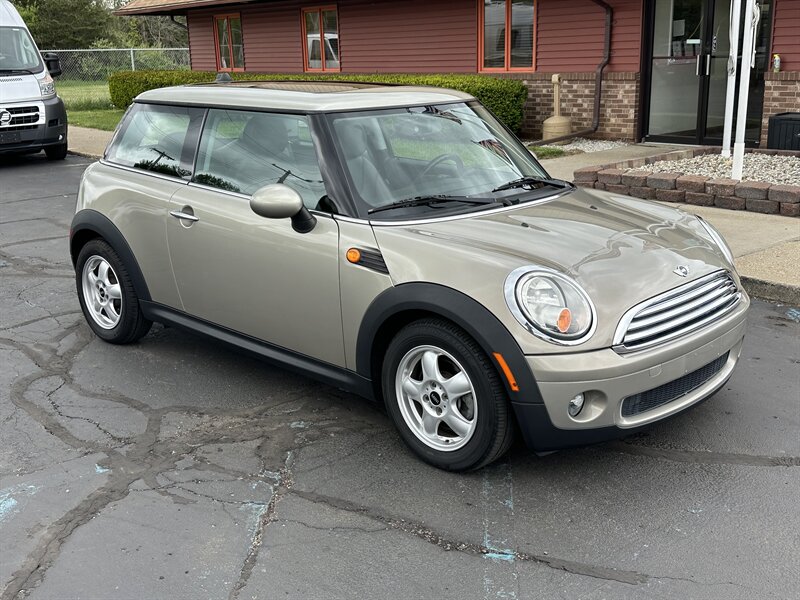 2010 MINI Cooper Base