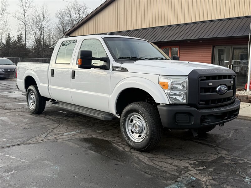 2014 Ford F-250 Super Duty XL  Crew Cab 4X4