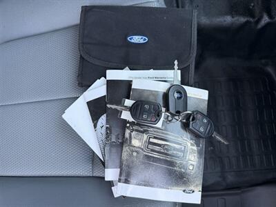 2014 Ford F-250 Super Duty XL Crew Cab 4X4 - Photo 27 - Flushing, MI 48433