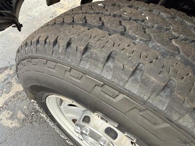 2014 Ford F-250 Super Duty XL Crew Cab 4X4 - Photo 11 - Flushing, MI 48433