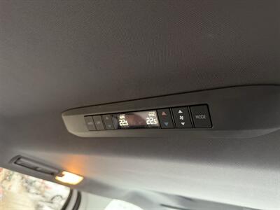 2021 Toyota Sienna XLE 7-Passenger  AWD - Photo 29 - Flushing, MI 48433